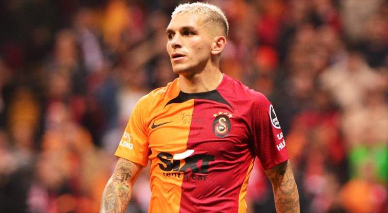 Galatasaray'da Lucas Torreira'ya Ödül!