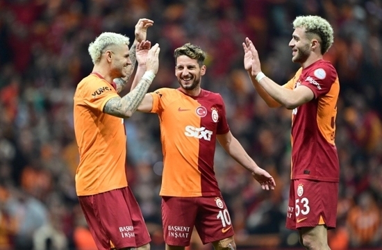 Galatasaray'da 10 Numara Fedakarlık!