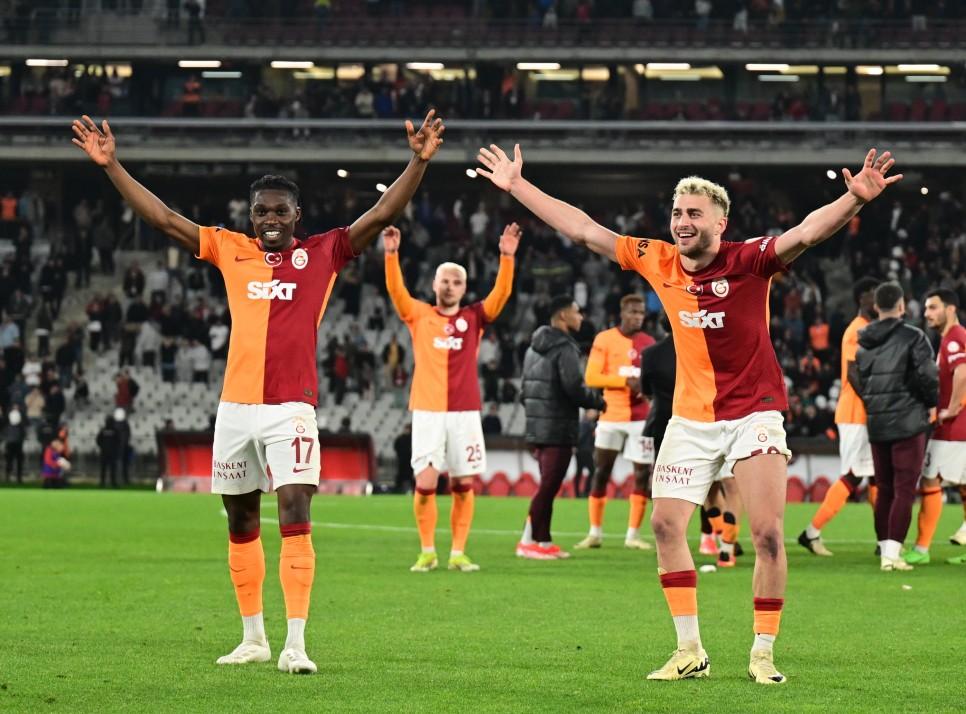 Galatasaray'dan Ezeli Rakiplerine Büyük Fark!