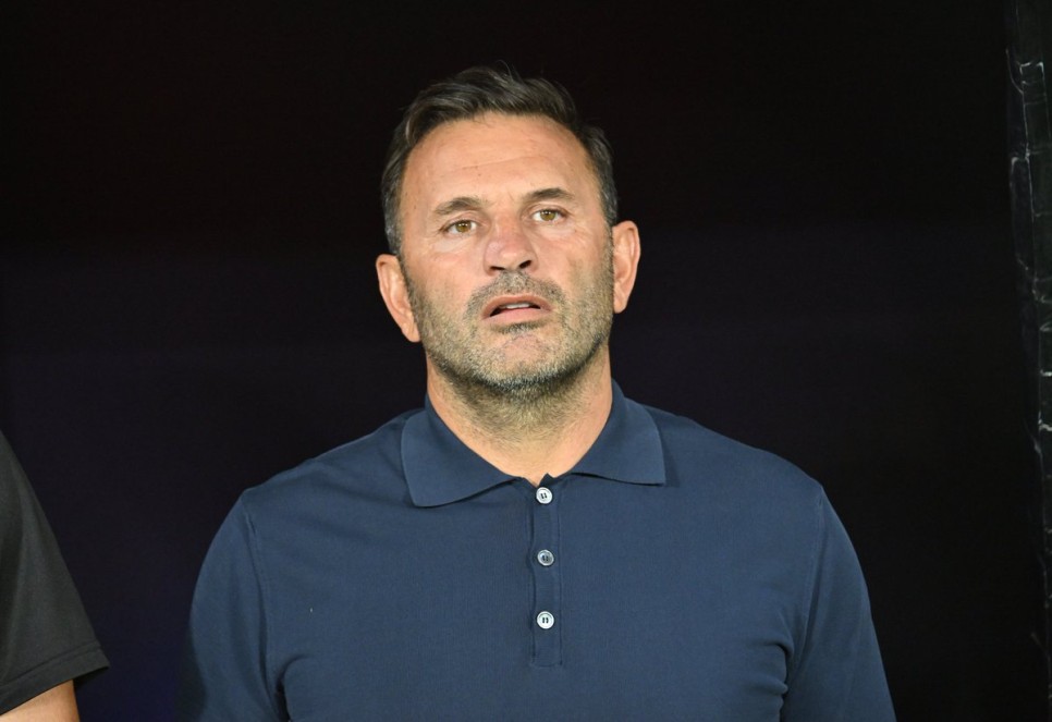 Okan Buruk: ''Bizi karıştırmak istiyorlar''